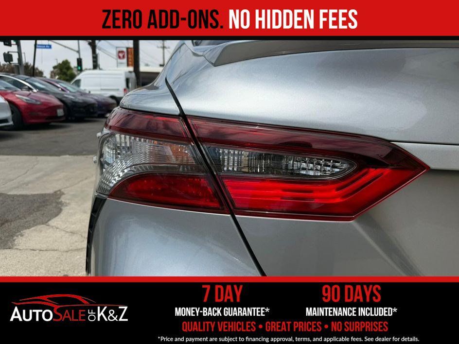 Used 2021 Toyota Camry SE FWD image 17