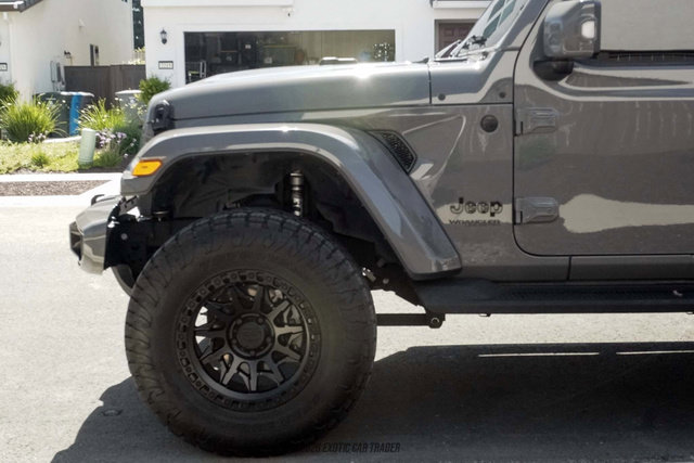 Used 2022 Jeep Wrangler Unlimited Sahara AWD/4WD image 4