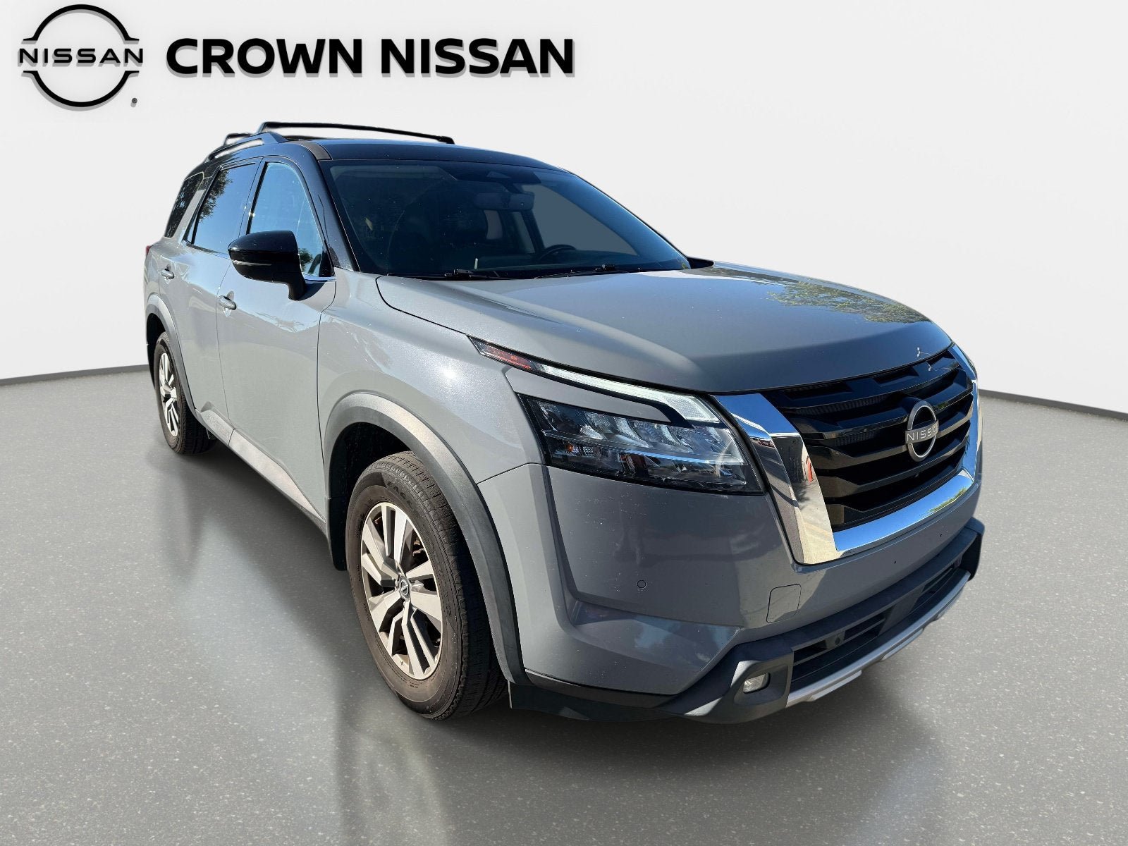 Used 2022 Nissan Pathfinder SL AWD/4WD image 10