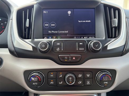 Used 2022 GMC Terrain SLT w/ Infotainment Package II image 33