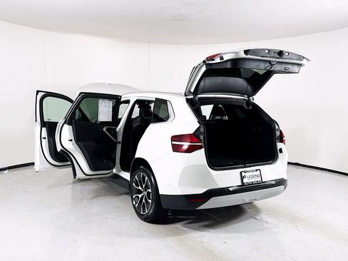 Used 2025 BMW X3 xDrive30i AWD/4WD image 25