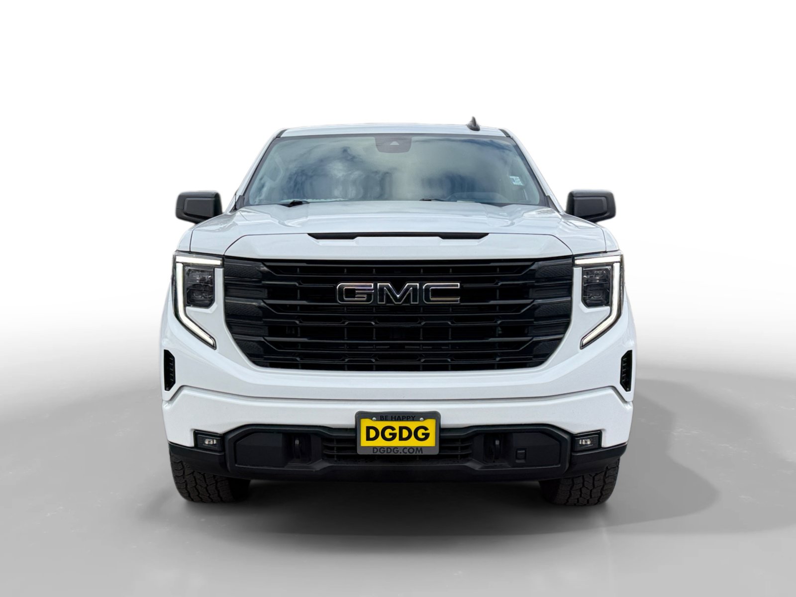 Used 2023 GMC Sierra 1500 Elevation w/ X31 Off-Road Package AWD/4WD image 8