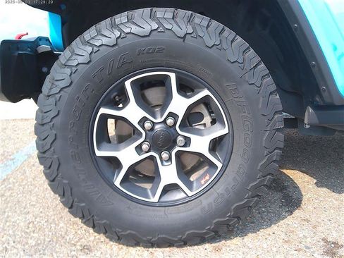 Used 2021 Jeep Wrangler Unlimited Rubicon AWD/4WD image 22