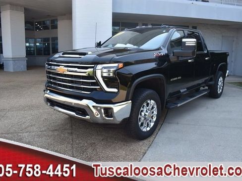 Certified 2024 Chevrolet Silverado 2500 LTZ w/ LTZ Premium Package AWD/4WD image 5