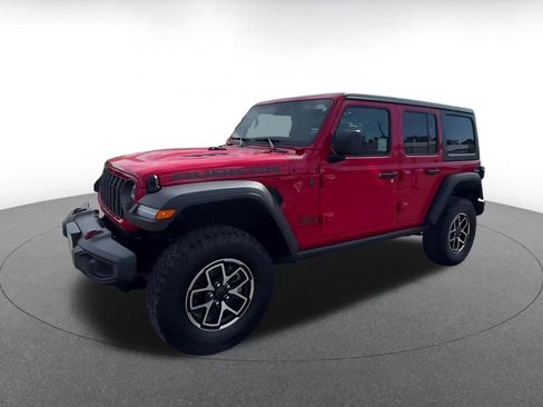 Used 2025 Jeep Wrangler Unlimited Rubicon image 2