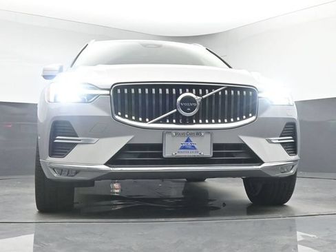 Used 2023 Volvo XC60 B6 Ultimate w/ Climate Package AWD/4WD image 11