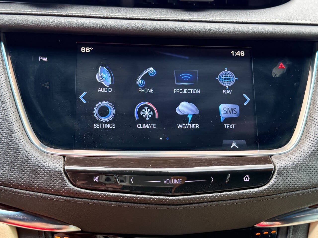 Used 2017 Cadillac XT5 Premium Luxury FWD image 39