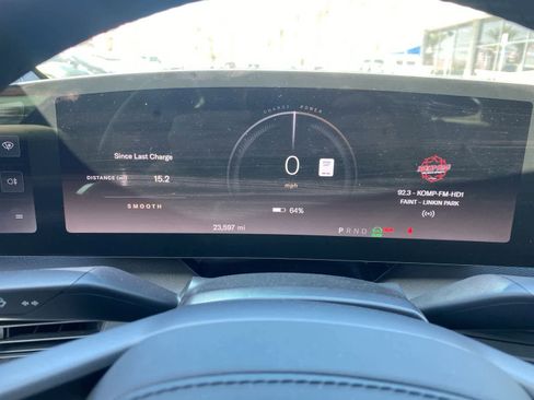 Used 2023 Lucid Air Touring AWD/4WD image 14
