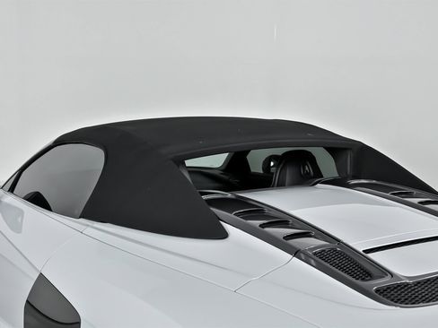 Used 2018 Audi R8 V10 plus image 19