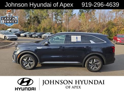 Used 2021 Kia Sorento S image 18