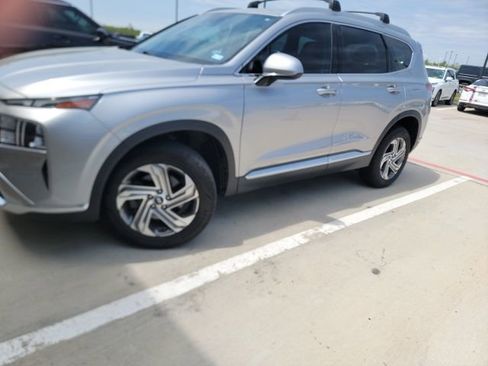 Used 2021 Hyundai Santa Fe SEL image 2