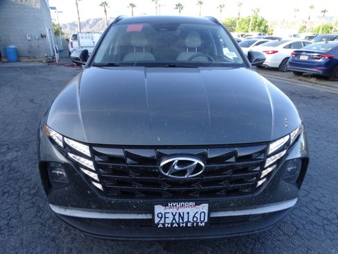 Certified 2023 Hyundai Tucson SEL w/ Convenience Package AWD/4WD image 2