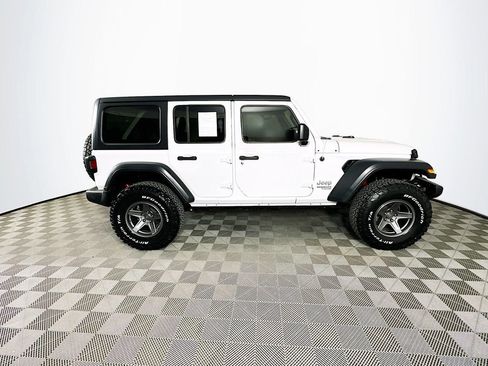 Used 2019 Jeep Wrangler Unlimited Sport S image 10