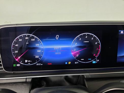 Used 2024 Mercedes-Benz GLE 350 4MATIC image 8