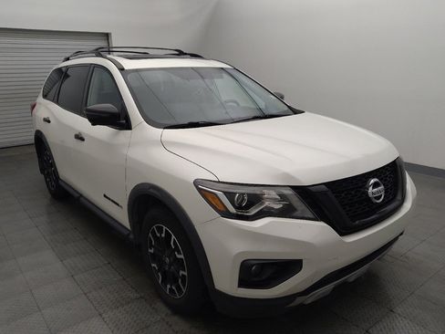 Used 2020 Nissan Pathfinder SL FWD image 13