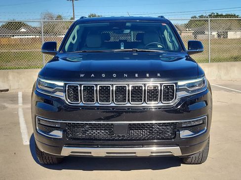 Used 2024 Jeep Wagoneer Series III AWD/4WD image 14