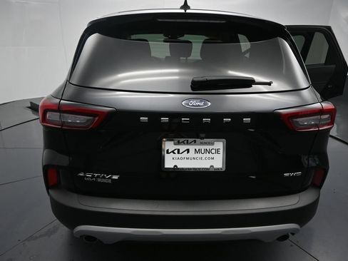 Used 2024 Ford Escape Active AWD/4WD image 9