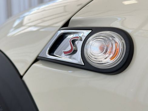 Used 2015 MINI Cooper S FWD image 32