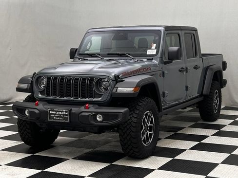 New 2026 Jeep Gladiator Rubicon w/ Technology Group AWD/4WD image 4