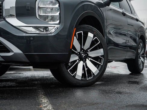 New 2026 Mitsubishi Outlander SEL AWD/4WD image 6