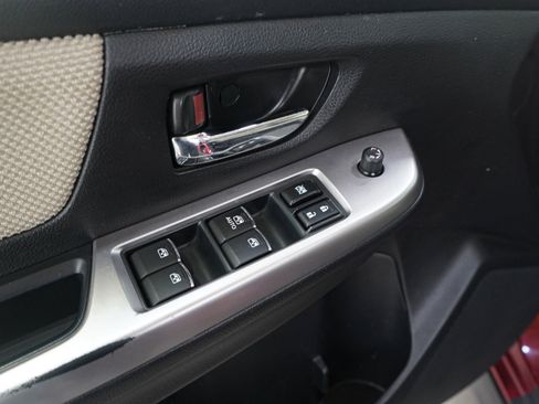 Used 2017 Subaru Crosstrek 2.0i Premium image 19