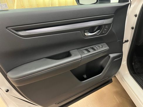 Certified 2025 Honda CR-V Sport-L image 34