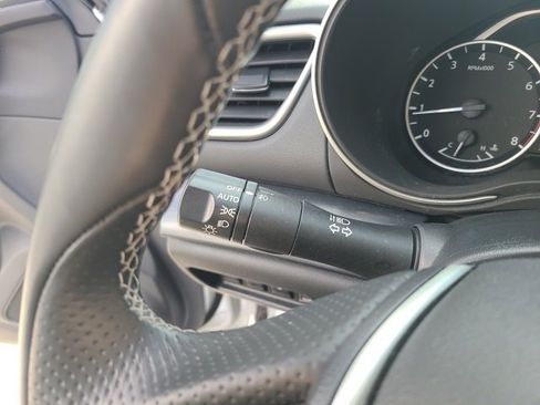 Used 2022 Nissan Maxima Platinum w/ Sport Mat Group image 22