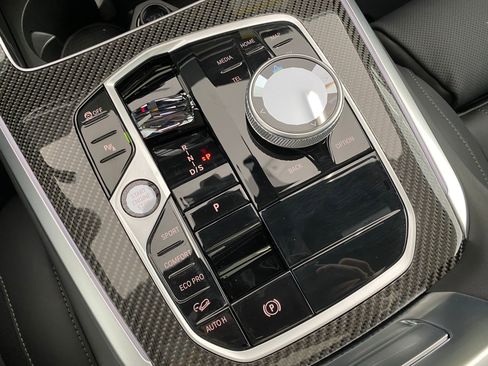 New 2026 BMW X5 M60i w/ Executive Package image 18