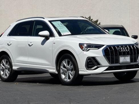 Used 2024 Audi Q3 2.0T Premium AWD/4WD image 7