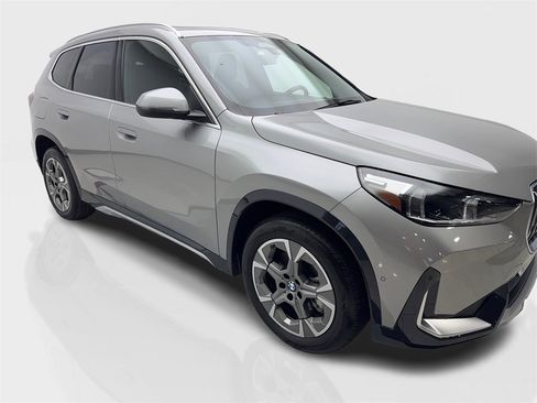 Used 2025 BMW X1 xDrive28i image 12