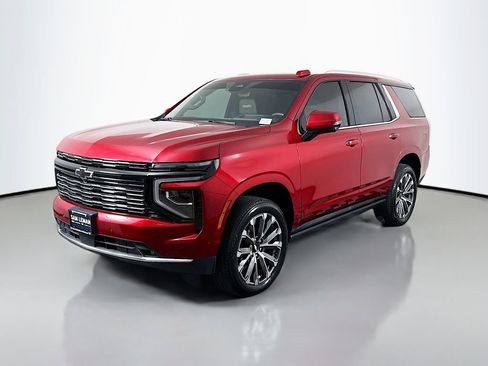 Used 2026 Chevrolet Tahoe High Country AWD/4WD image 3
