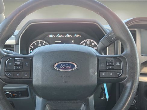 Used 2022 Ford F150 XL w/ Trailer Tow Package image 12