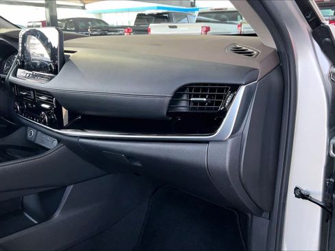 Certified 2023 Nissan Rogue SL w/ SL Premium Package image 16