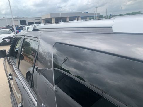 Used 2017 Toyota 4Runner SR5 image 6