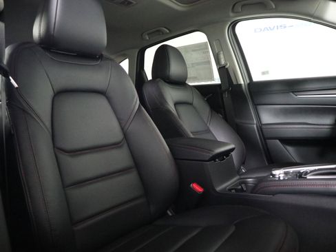 New 2025 MAZDA CX-5 Carbon Edition image 17