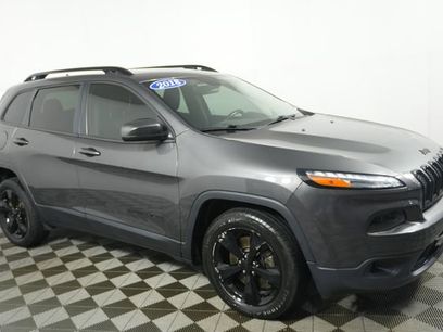 Used 2018 Jeep Cherokee Latitude w/ Altitude Package