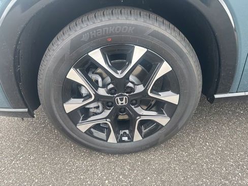 New 2026 Honda HR-V EX-L image 10