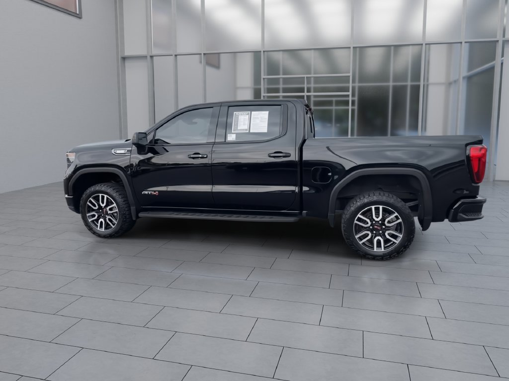 Used 2024 GMC Sierra 1500 AT4 w/ Technology Package AWD/4WD image 5
