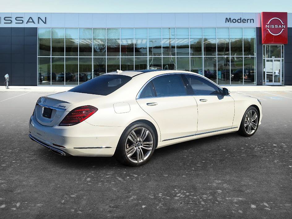 Used 2019 Mercedes-Benz S 560 4MATIC Sedan image 4