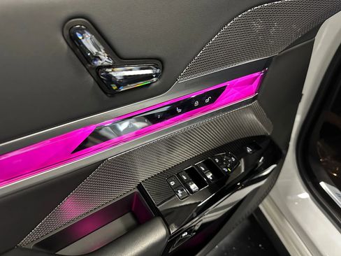 Used 2024 BMW 760i xDrive 760i xDrive Sedan 4D w/ Premium Package image 13