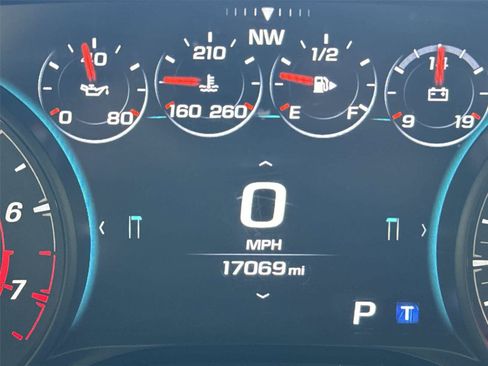 Used 2018 Chevrolet Camaro SS RWD image 29