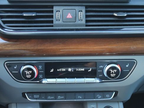 Used 2023 Audi Q5 2.0T Premium Plus image 29