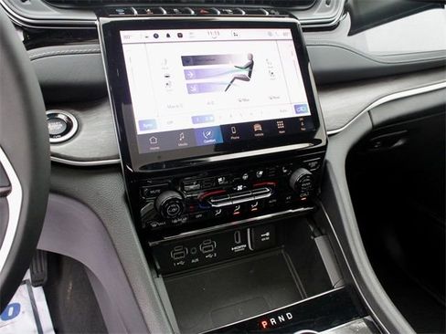 New 2024 Jeep Grand Cherokee Limited 4xe w/ Luxury Tech Group II image 22