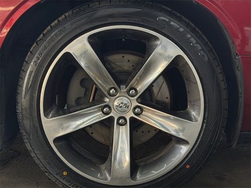 Used 2014 Dodge Challenger R/T image 16