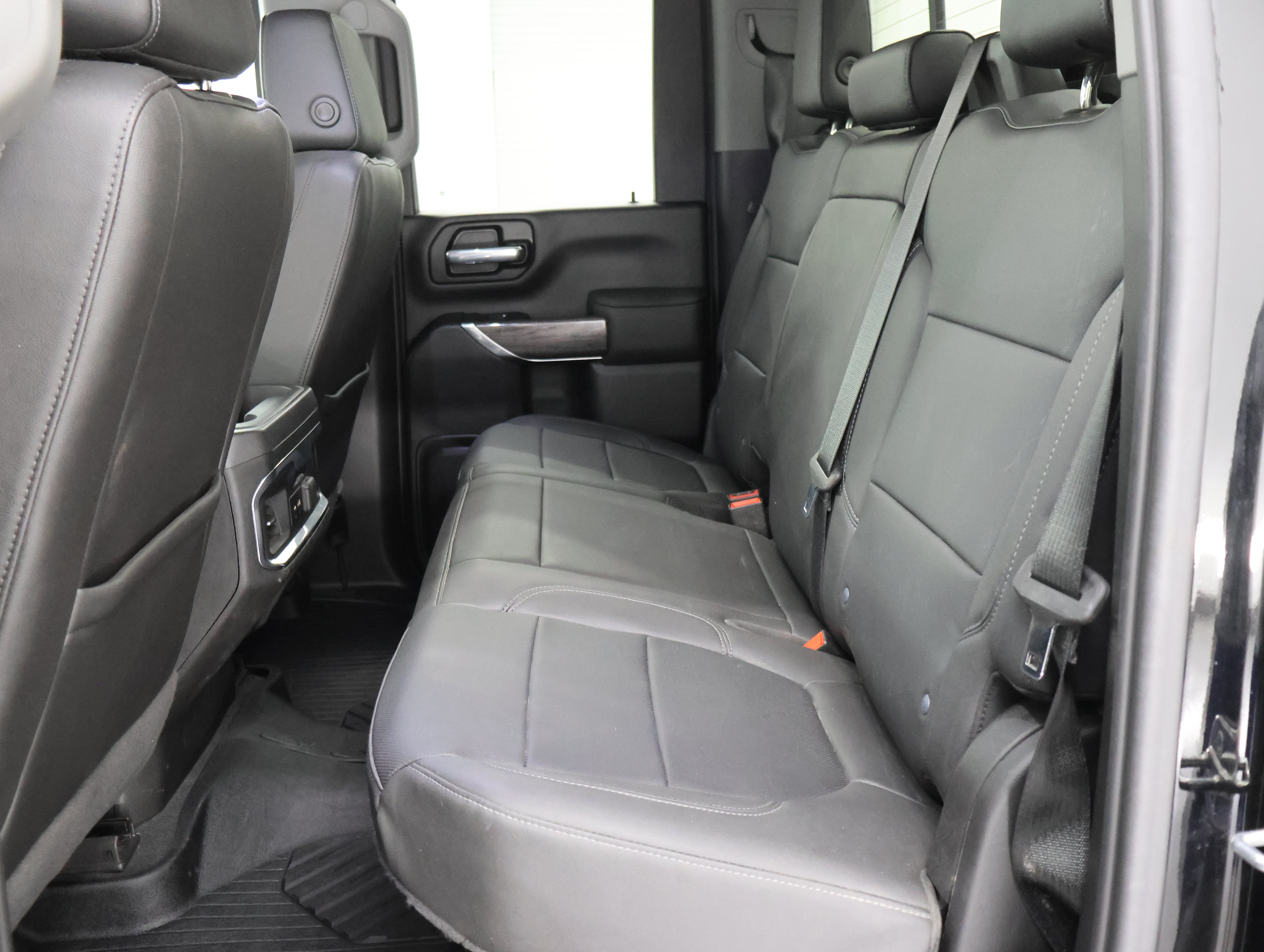Used 2022 Chevrolet Silverado 2500 LTZ AWD/4WD image 9