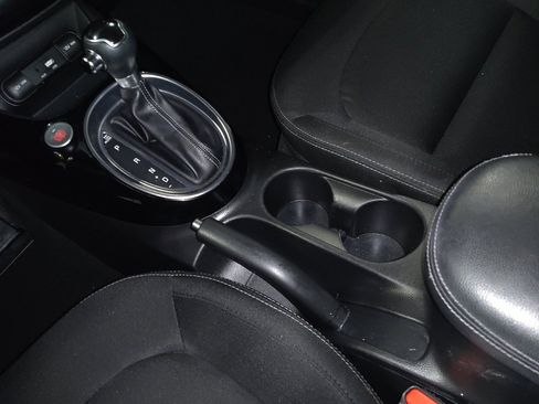 Used 2019 Kia Soul + w/ Audio Package image 26