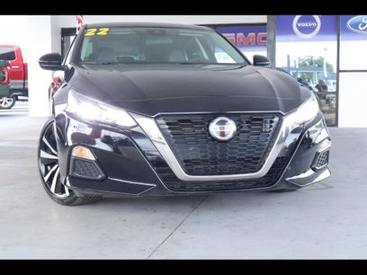 Used 2022 Nissan Altima 2.5 SR