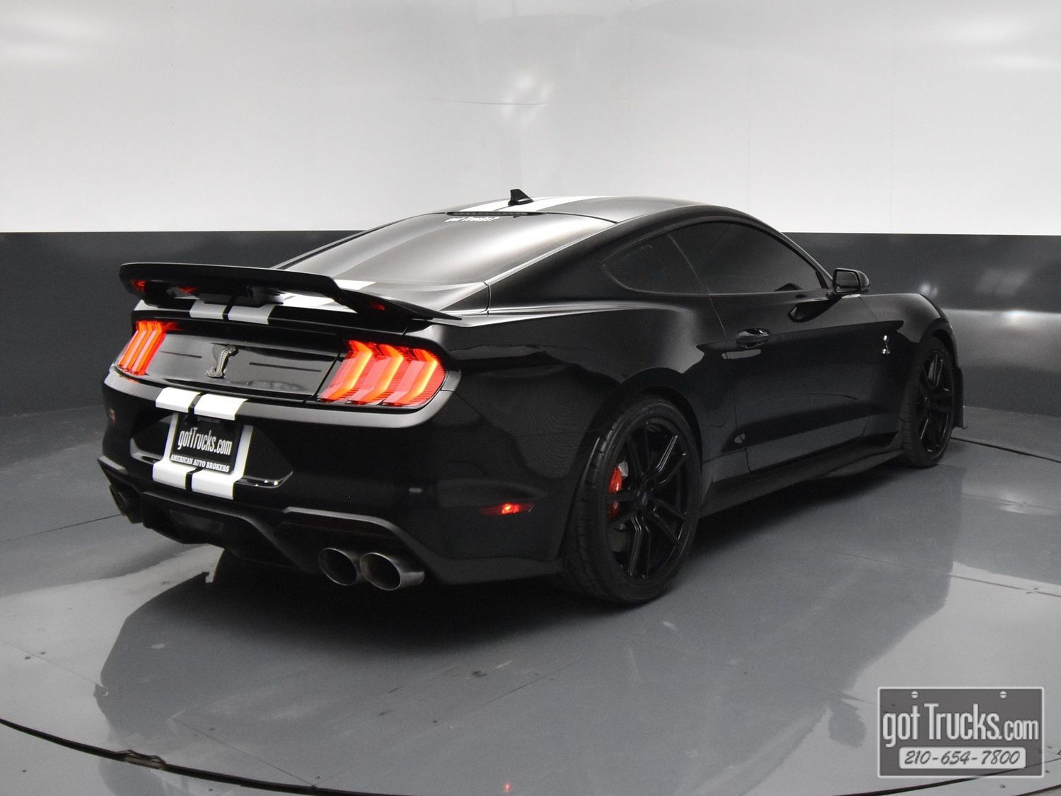 Used 2022 Ford Mustang Shelby GT500 w/ Technology Package RWD image 47