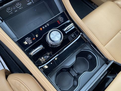 Used 2025 Jeep Grand Cherokee L Summit image 13