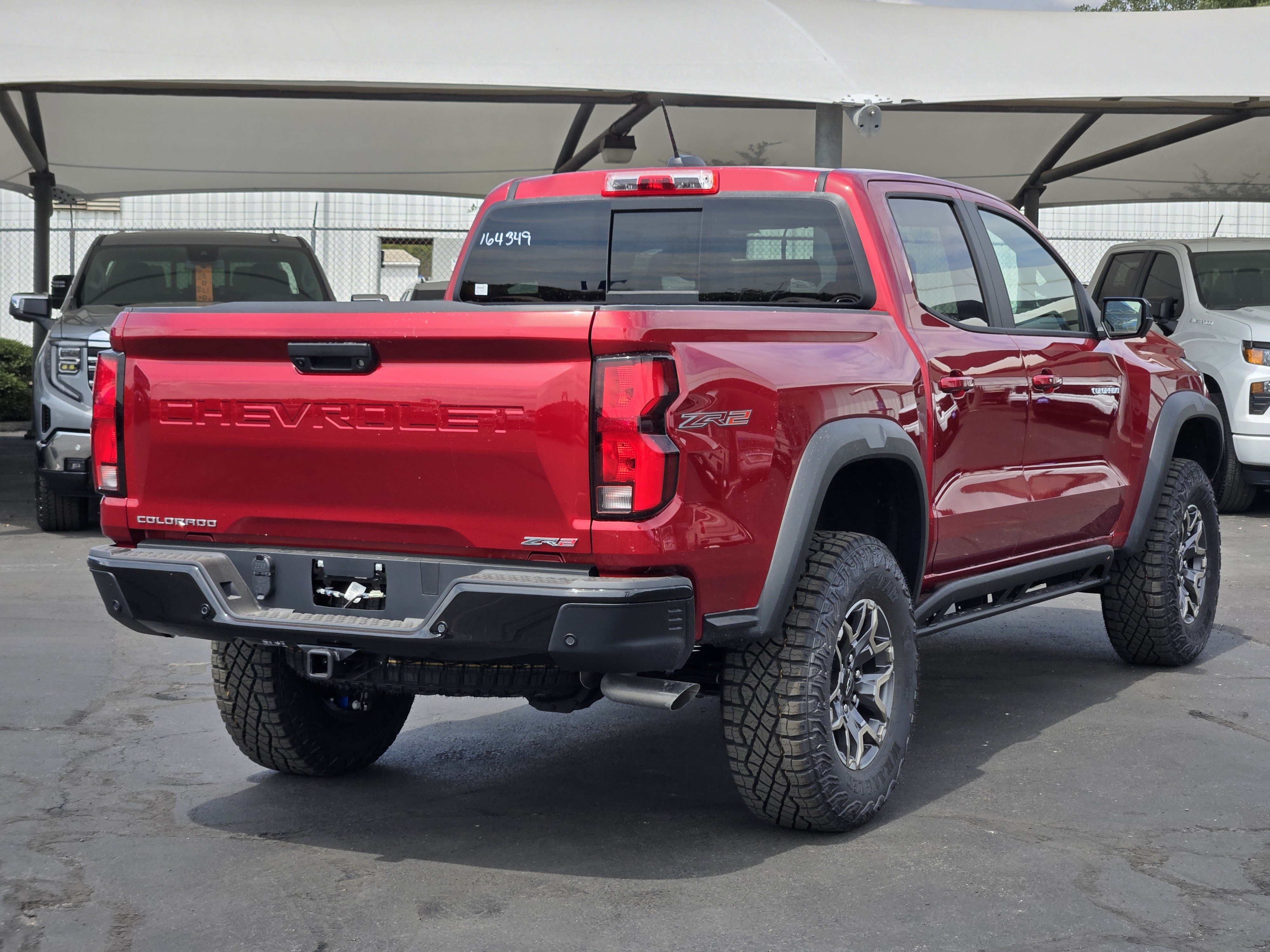 New 2026 Chevrolet Colorado ZR2 w/ Technology Package AWD/4WD image 4